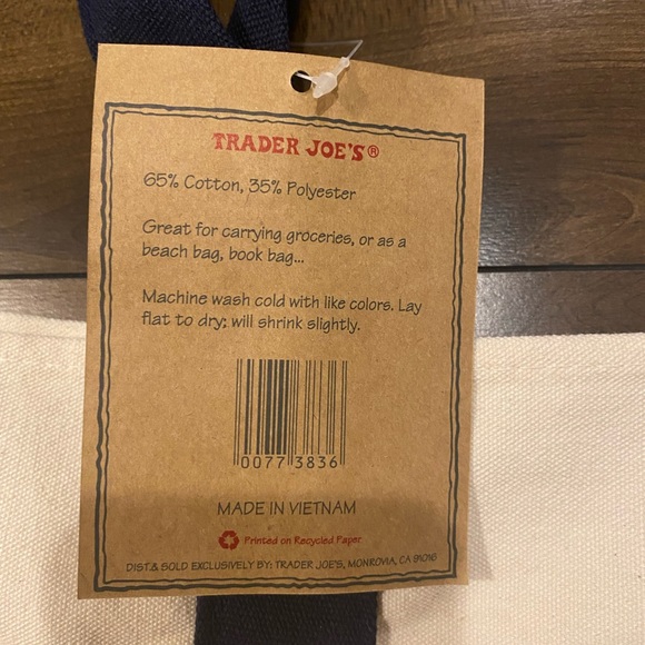 Trader Joe’s Canvas Tote with Logo White Blue 2 Pockets NEW reusable bag - Picture 2 of 3